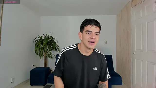 Ares Johnson online show from October 13, 12:16 pm