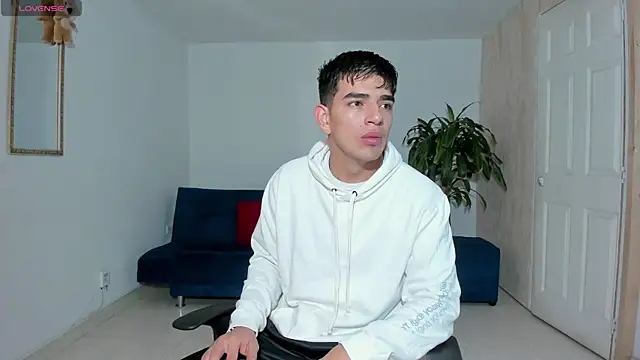 Ares Johnson online show from October 23, 12:15 pm