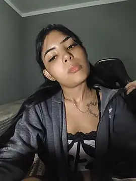 Livia Diaz online show from June 20, 8:50 am