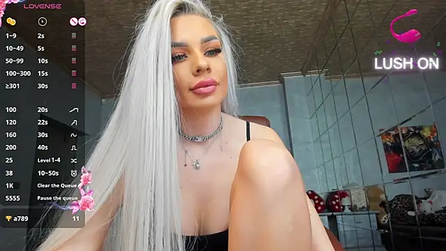 Russian Ava online show from December 23, 9:40 pm