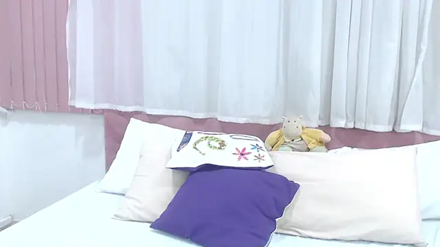 LexiiBloom online show from February 15, 10:11 am
