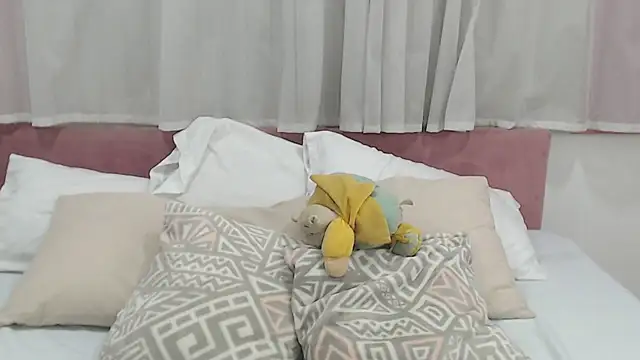 LexiiBloom online show from February 22, 11:13 am