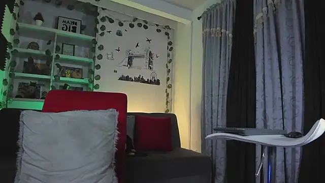 Couple muscle1 online show from February 10, 11:47 am