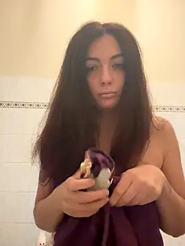 Strawberry queen91 online show from October 3, 1:19 pm