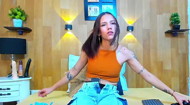 marianaa90 online show from February 18, 7:30 pm