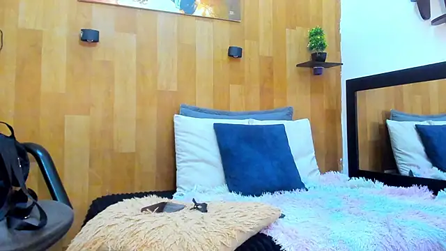 marianaa90 online show from September 19, 7:14 pm