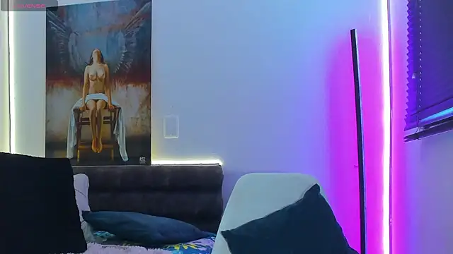 marianaa90 online show from June 12, 3:33 pm