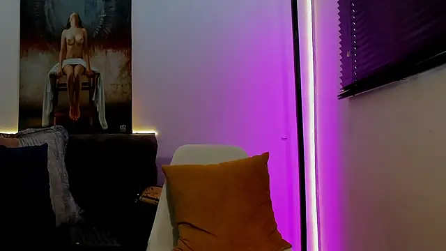 marianaa90 online show from August 3, 2:11 pm