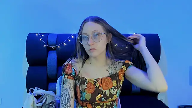 Siouxsie cenobite online show from March 13, 11:08 am