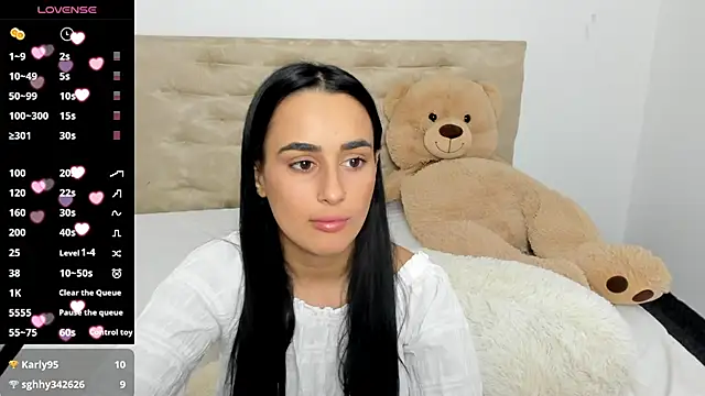 DarcieJane online show from December 6, 2:24 am