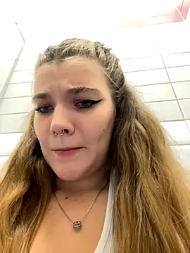 Holy Tereza online show from October 3, 3:42 pm