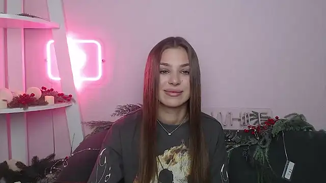 MilanaAngelAs online show from January 9, 5:43 am