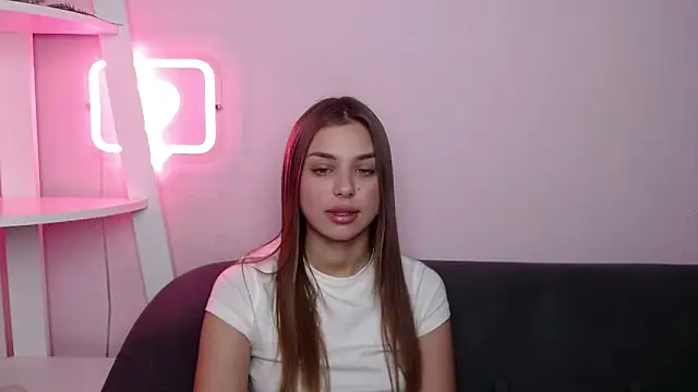 MilanaAngelAs online show from February 14, 5:53 pm