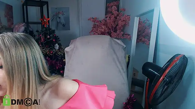  KittyBoo online show from January 2, 4:46 pm