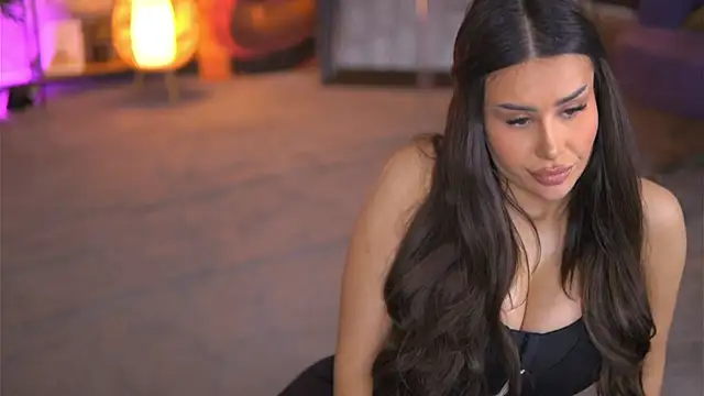 Snapshot of EvaZane chatting on January 22, 2:03 pm EvaZane online show from January 22, 2:03 pm