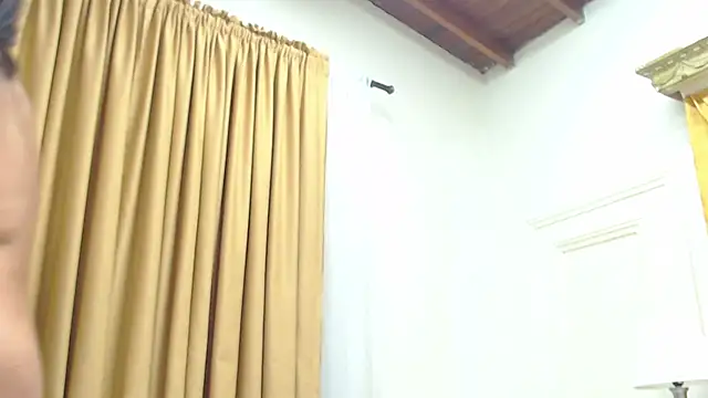 MiaCallie online show from March 2, 7:56 pm