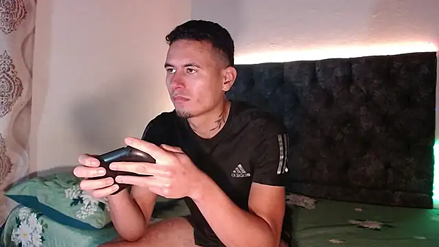brandon a collin online show from February 16, 11:38 am