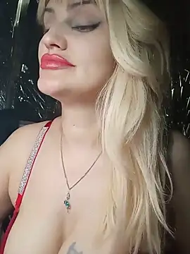 Freya Milf online show from June 20, 9:34 am