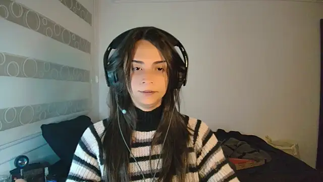 Dollbehavior  online show from October 19, 8:26 am