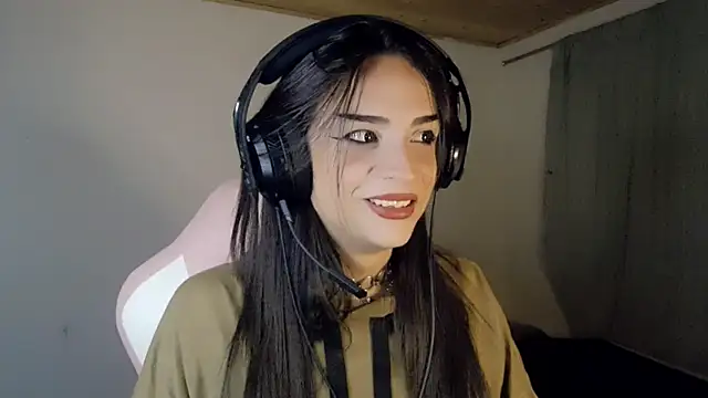 Dollbehavior  online show from January 8, 3:20 am