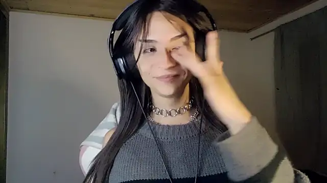 Dollbehavior  online show from January 9, 9:34 am