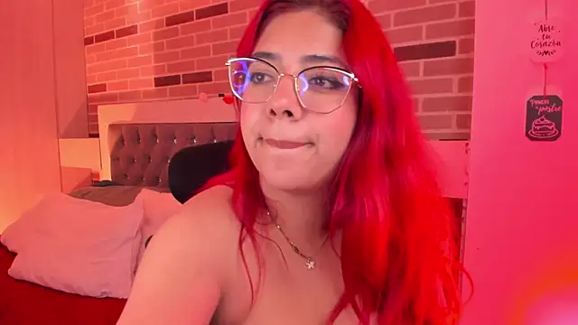 Rousse Collinss online show from January 30, 1:33 am