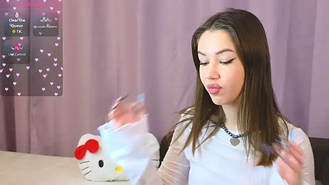 ellie kramer online show from October 31, 6:53 pm