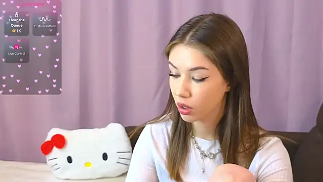 ellie kramer online show from December 14, 8:13 pm