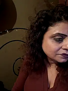 Snapshot of Maaya66 chatting on December 11, 5:04 pm Maaya66 online show from December 11, 5:04 pm