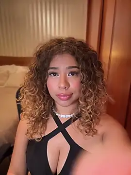 Snapshot of LEONCITA_ chatting on May 16, 7:12 pm LEONCITA online show from May 16, 7:12 pm