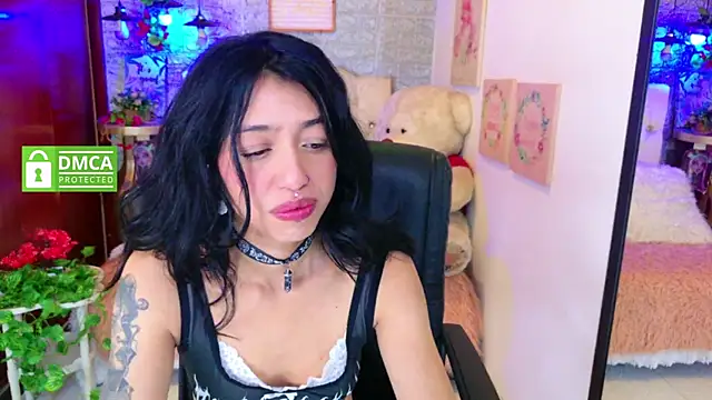 Snapshot of REDHOTTER_ chatting on September 24, 8:01 pm REDHOTTER  online show from September 24, 8:01 pm