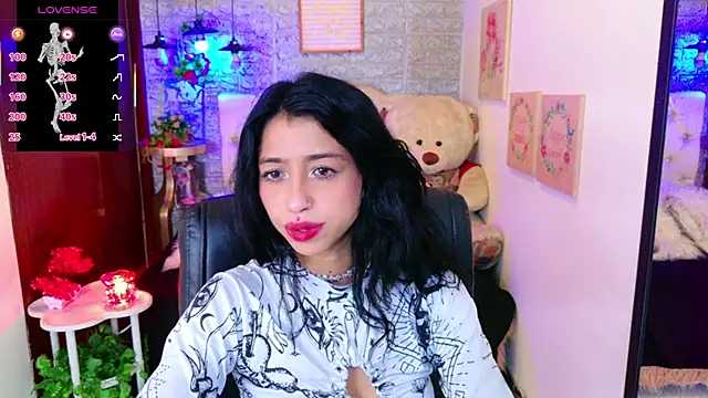 Snapshot of REDHOTTER_ chatting on September 26, 8:02 pm REDHOTTER  online show from September 26, 8:02 pm