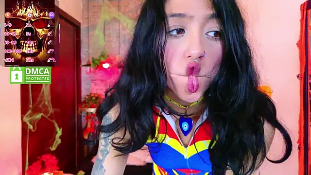 Snapshot of REDHOTTER_ chatting on October 2, 8:05 pm REDHOTTER  online show from October 2, 8:05 pm