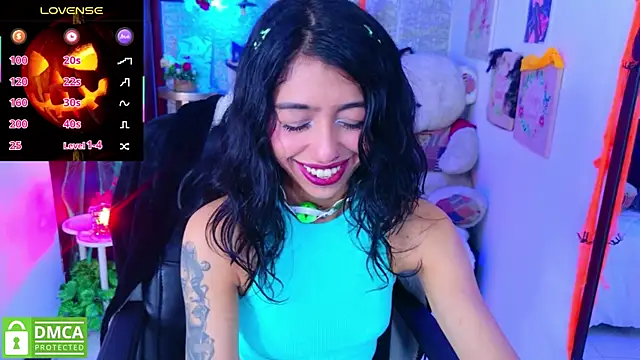 Snapshot of REDHOTTER_ chatting on October 23, 8:07 pm REDHOTTER  online show from October 23, 8:07 pm