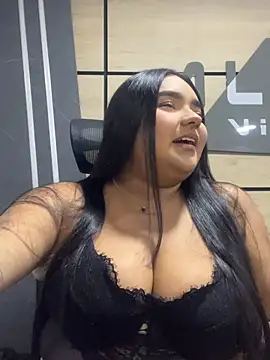 little lissiee online show from June 25, 11:09 pm
