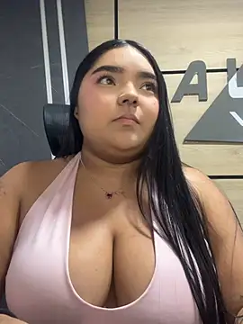little lissiee online show from June 27, 1:54 am