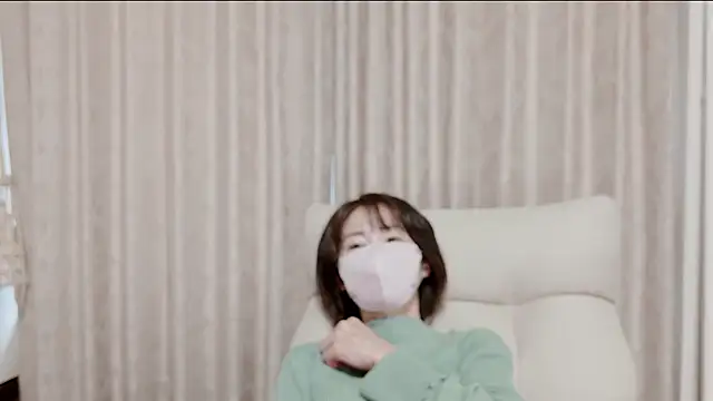 Snapshot of xxArisaxx chatting on November 18, 5:56 am xxArisaxx online show from November 18, 5:56 am