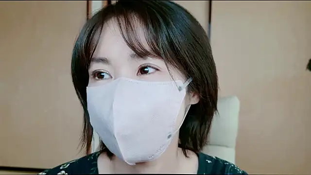 Snapshot of xxArisaxx chatting on November 23, 6:02 am xxArisaxx online show from November 23, 6:02 am