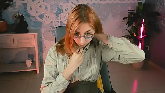Orianna Fox online show from March 20, 10:10 am
