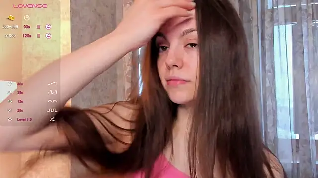 Snapshot of SandraBell chatting on December 8, 6:54 am SandraBell online show from December 8, 6:54 am