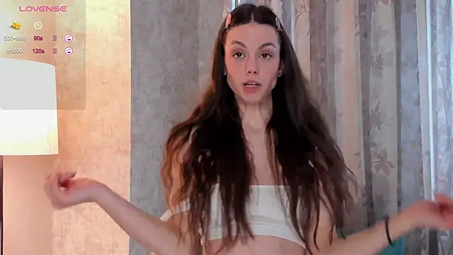 Snapshot of SandraBell chatting on December 15, 9:45 am SandraBell online show from December 15, 9:45 am