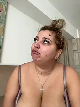 AllysonK online show from March 7, 12:34 pm