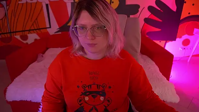 CoolTatis online show from February 8, 7:23 am