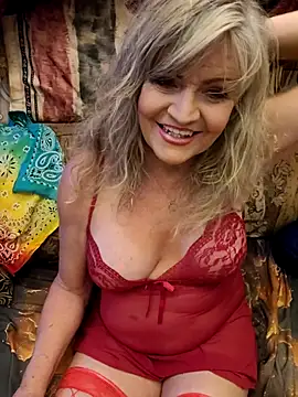 annika lately online show from February 27, 4:01 am