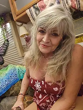 annika lately online show from July 8, 3:55 am