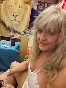 annika lately online show from July 12, 6:10 pm