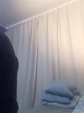 Snapshot of BritneyHudson chatting on September 25, 1:20 am BritneyHudson online show from September 25, 1:20 am