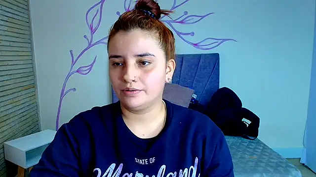 Snapshot of ZaraNolimits_ chatting on December 21, 8:10 pm ZaraNolimits online show from December 21, 8:10 pm