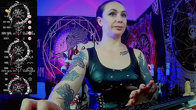 Snapshot of miss_jenna_lovee chatting on December 6, 7:21 am miss jenna lovee online show from December 6, 7:21 am