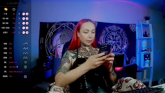 miss jenna lovee online show from October 28, 1:20 am